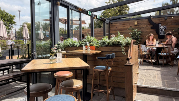 The Bull's Head, a Robinsons pub in Marple, has had a new extension designed to expand capacity in all weathers (Image - Robinsons)