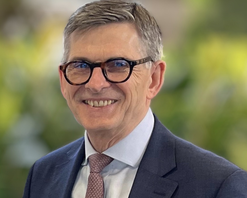 Dr Dave Smith