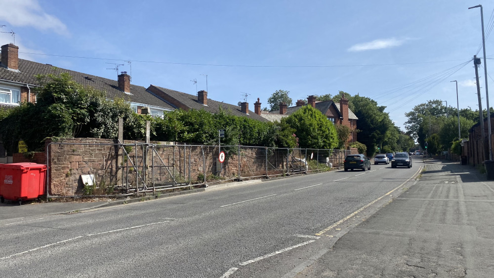 A three section of the wall at the rear of Victoria Court collapsed onto the public footway (Image via: Nub News)