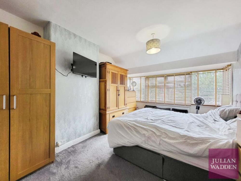 Our friends and sponsors at Julian Wadden present this lovely semi-detached in Reddish with a well-presented interior (Image - Julian Wadden)