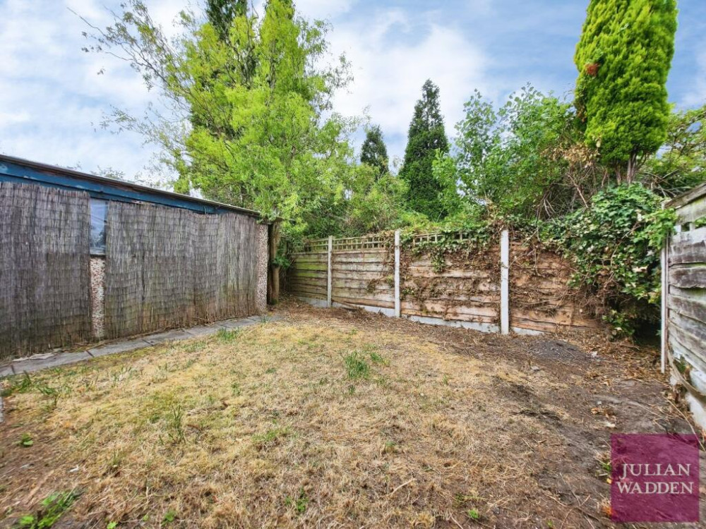 Our friends and sponsors at Julian Wadden present this lovely semi-detached in Reddish with a well-presented interior (Image - Julian Wadden)