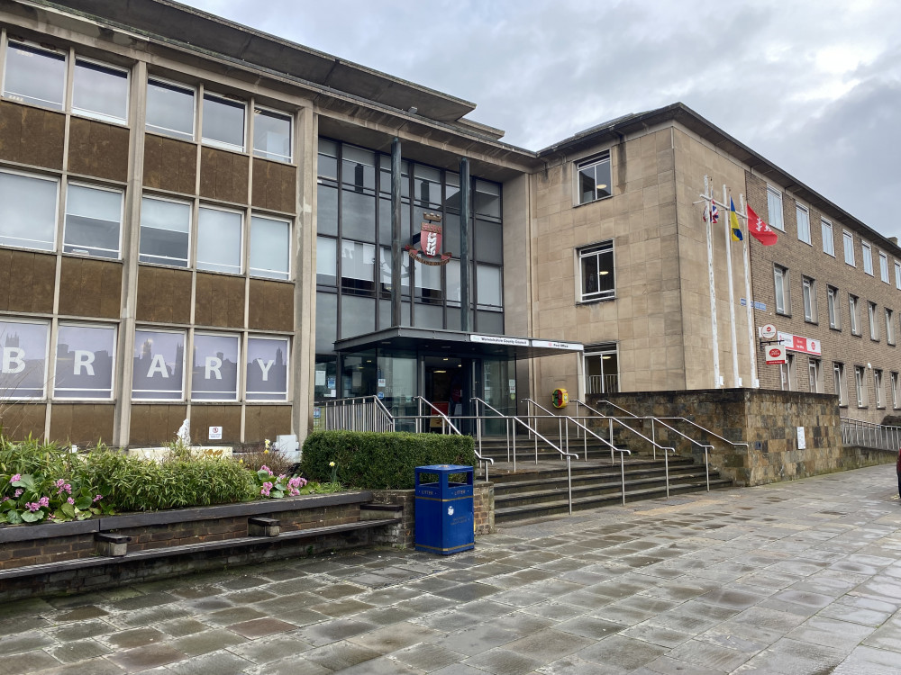 Cllr Nicki Scott fired a question at Cllr George Finch over staff morale at Shire Hall (image by Nub News)