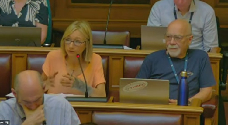 Cllr Hannah Hobbs-Chell 