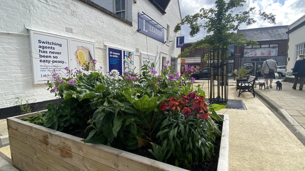 Kenilworth Town Council will consider taking charge of looking after new benches in the town (image by Nub News)