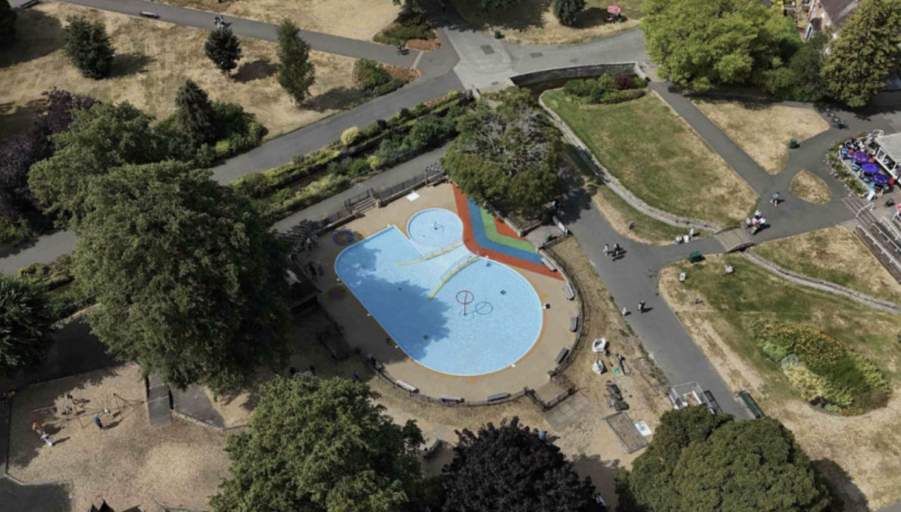 Warwick's paddling pool shut again after being open for just one day due to faeces in water (image via WDC)