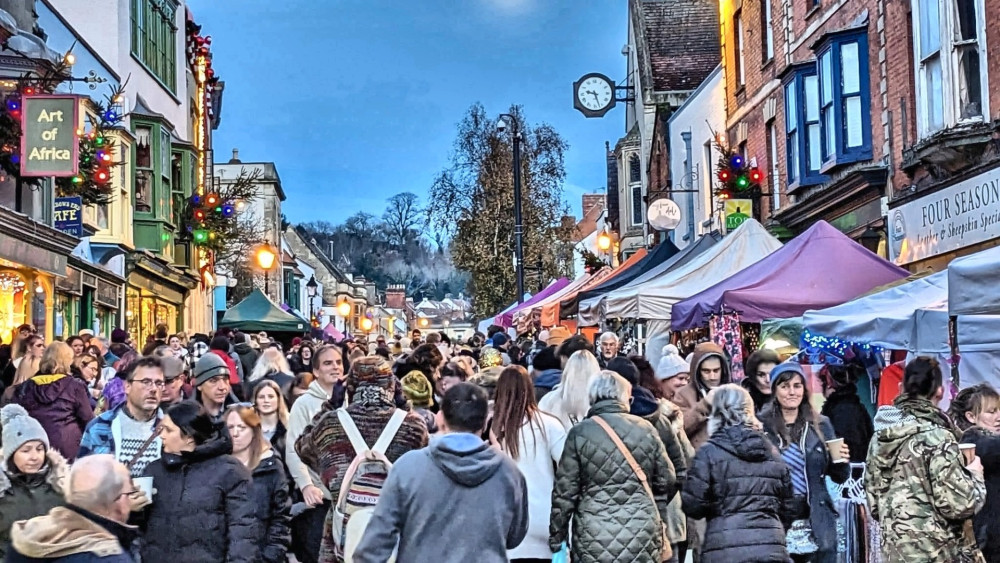 Glastonbury Frost Fayre stall applications open soon (File photo/DILY) 