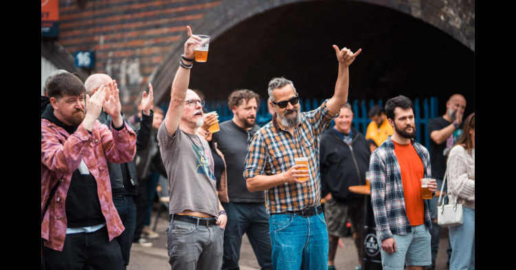 The urban makers festival, Off the Rails, returns to Leamington on Sunday, 30 August at 1pm. Enjoy local drinks, street food, live music and more (image supplied) 