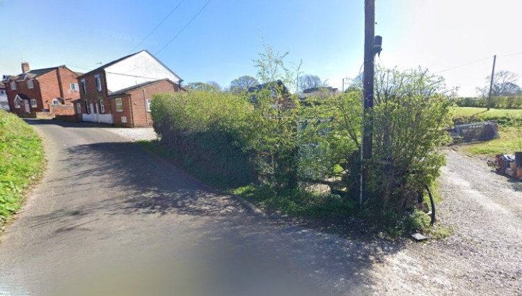 Cinderhill Lane, Scholar Green (Google)  The application site is off Cinderhill Lane at Scholar Green (Google)