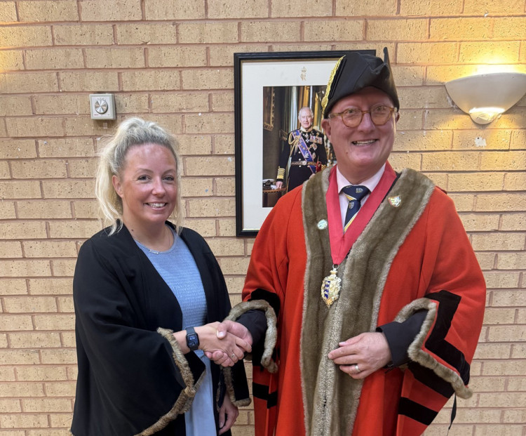 Maldon Town Mayor, Cllr James Burrell-Cook welcomes Cllr Holly Fry.