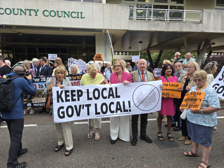 More than 150 residents as well as Conservative, Liberal Democrat, Reform UK and Green Party councillors gathered outside Leicestershire County Council headquarters (image via LDRS)