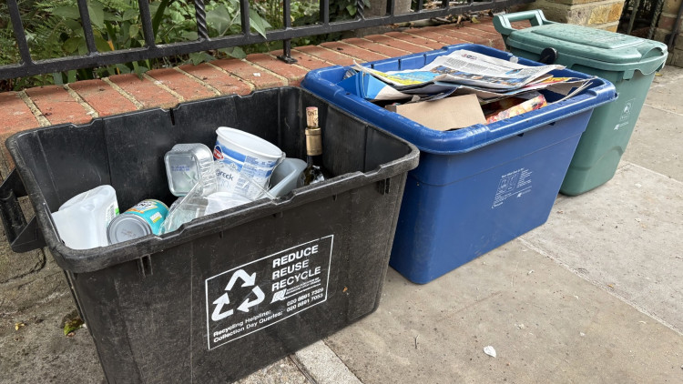 Bin collections are taking place earlier this week in Richmond (credit: Richmond Council).