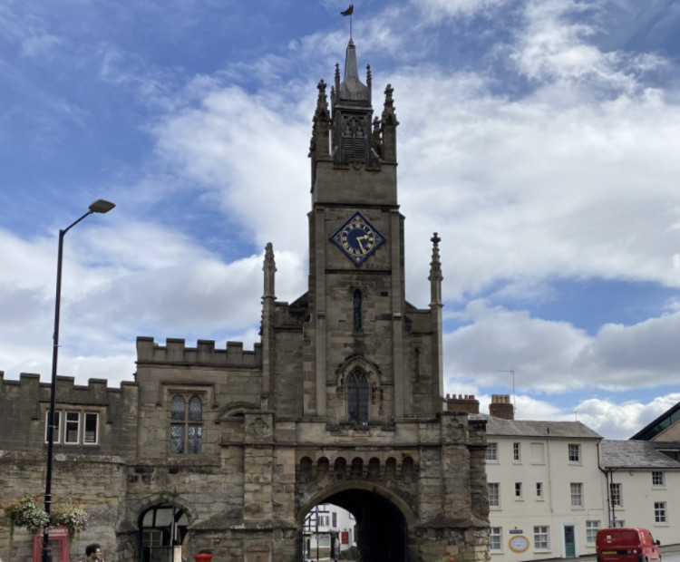A man was detained and hospitalised after an incident in Warwick in the early hours of Thursday 13 August (image via Nub News) 