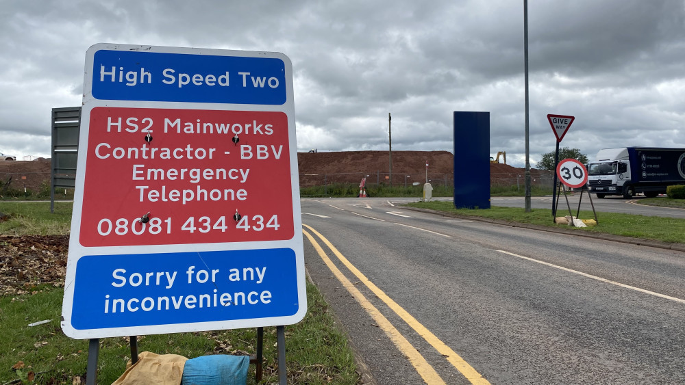 More traffic lights are coming to Stoneleigh Road (image by Nub News)