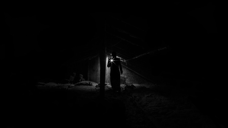 Do you believe in ghosts? (image via Lennart Wittstock on Pexels)