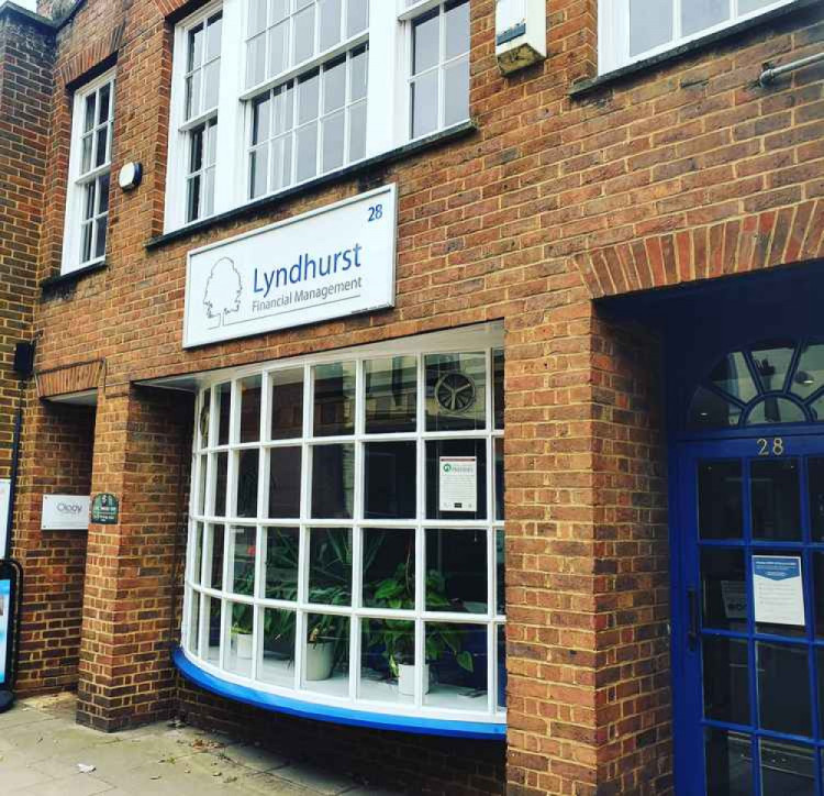 Lyndhurst, Hitchin 