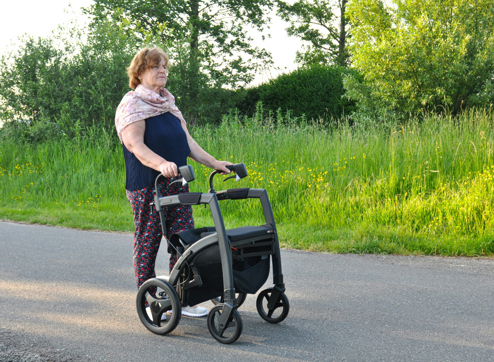 Shepton Mallet groups offered £3,000 Parkinson's grants (Unsplash) 