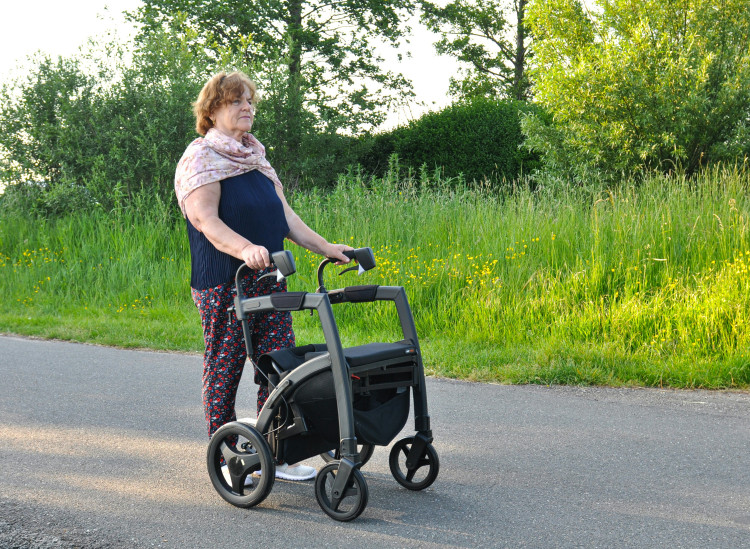Shepton Mallet groups offered £3,000 Parkinson's grants (Unsplash) 