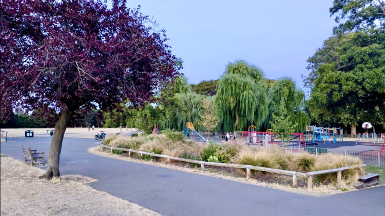 Would you like to see a splash pad come to Kneller Gardens, Twickenham? (credit: Supriya Toor).