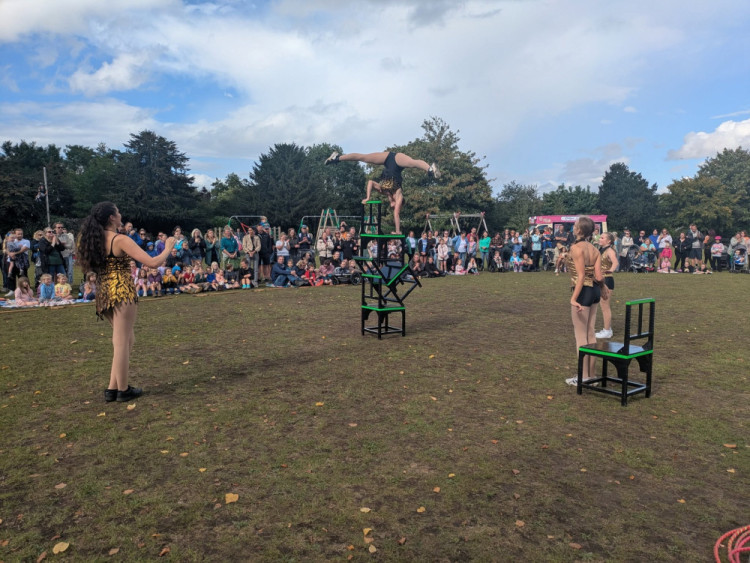 Low wire, hula hoops, juggling and professional performers will take over Collett Park for a free circus day.