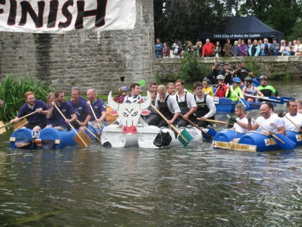 Wells Moat Boat Race returns on Bank Holiday Monday (File photo) 