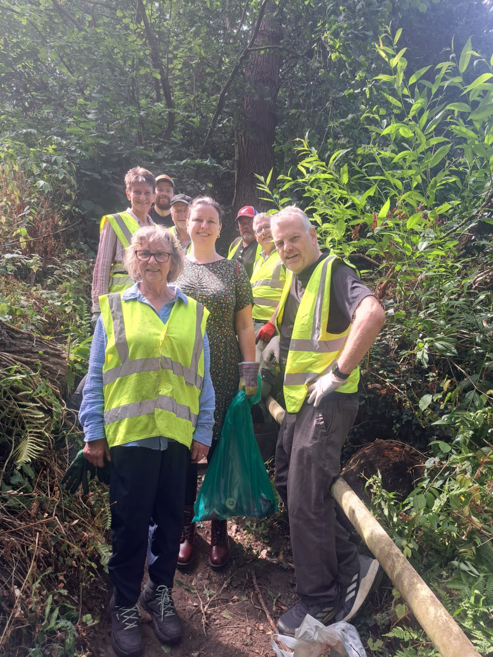 Sarah Russell MP recently joined members of Sandbach Woodland and Wildlife Group in Dingle Wood. (Photo: Sarah Russell MP)
