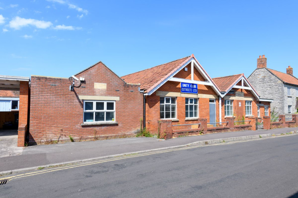  Street's former Unity Club goes to auction for £125,000