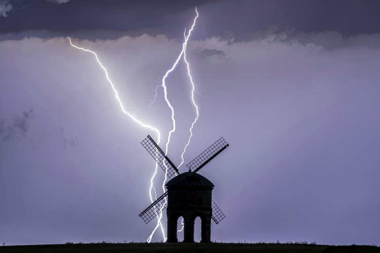A yellow weather warning is in place for Leamington Spa (image via SWNS)
