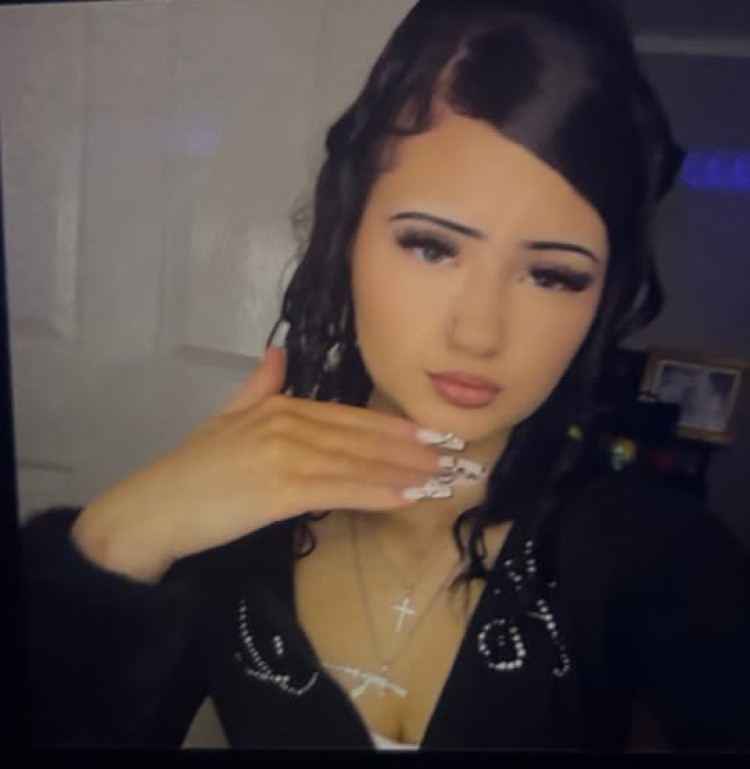 Olivia, 16, was last seen on Wednesday night (image via Warwickshire Police)