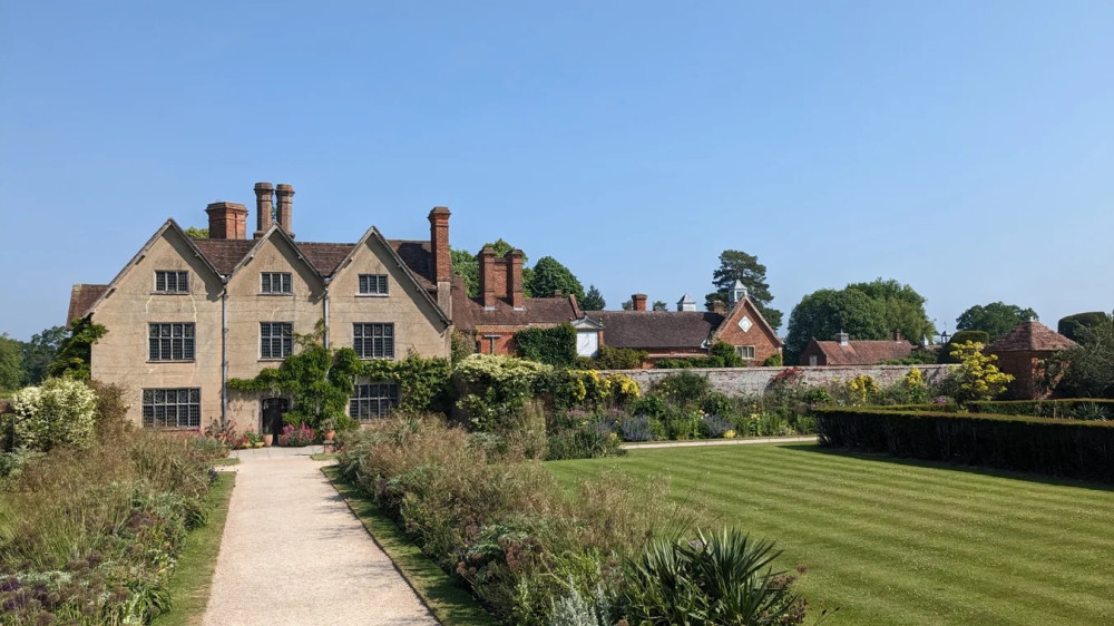 Packwood House (National Trust/Abi Chandler)