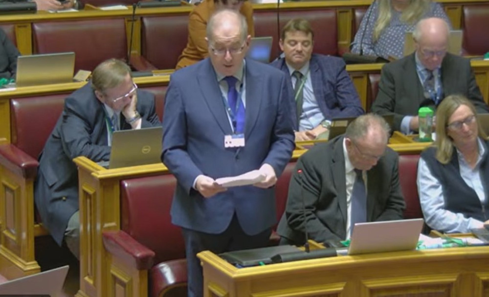 Tory opposition group leader Cllr Andrew Parry described the council as ‘toothless’