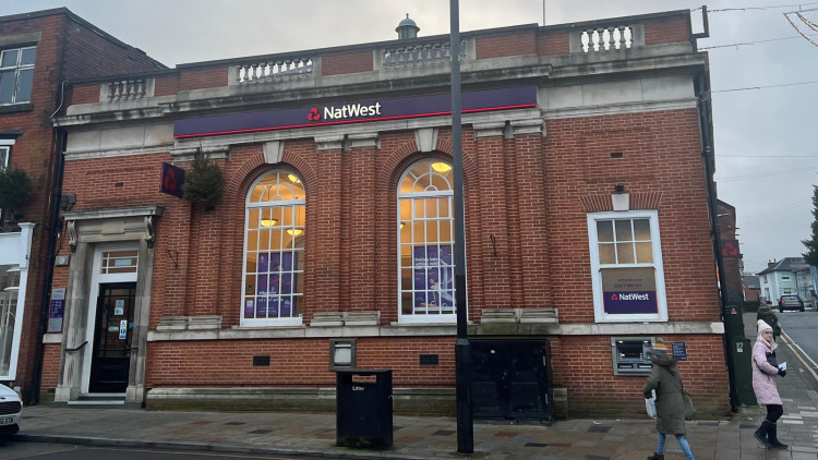 Cheshire Police are appealing for information following an assault outside the NatWest bank on High Street in Congleton (Credit: Nub News)