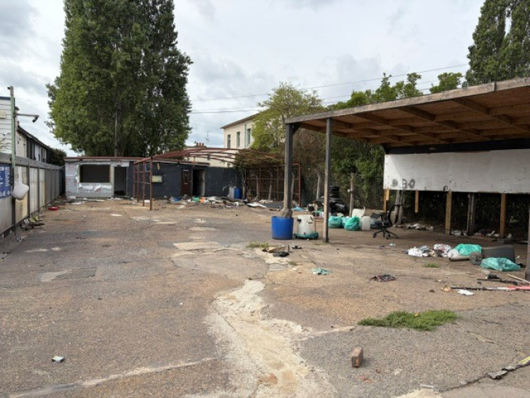 The now derelict site of Motors For You.