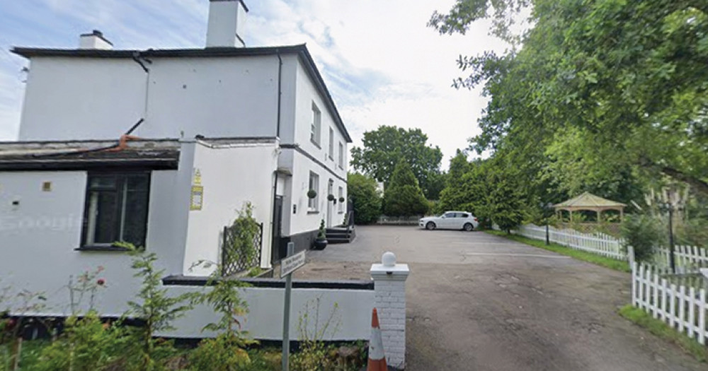 Farm Cottage Hotel
