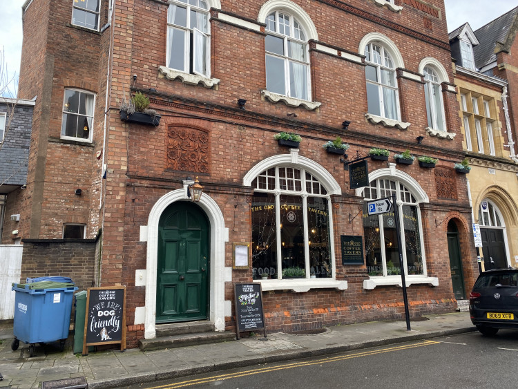 The Old Coffee Tavern in Warwick has been handed a five-star hygiene rating (image via Ellen M)