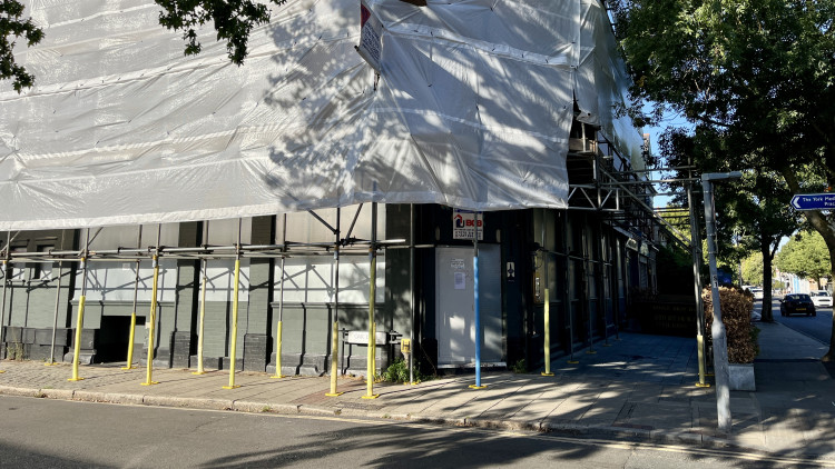 The vacant pub on 13 Richmond Road will reopen as The Heron (credit: Nub News).