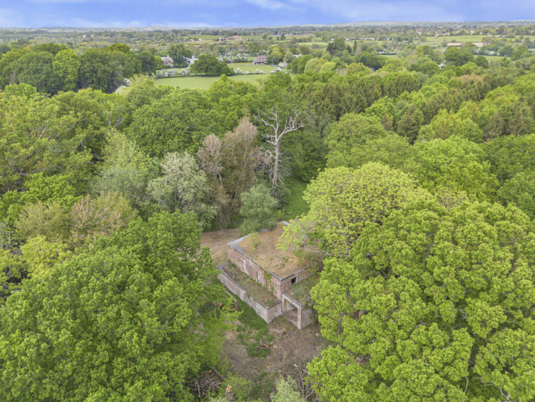 Frogmore Woods in Fen End is still on the market (image via Moveli)