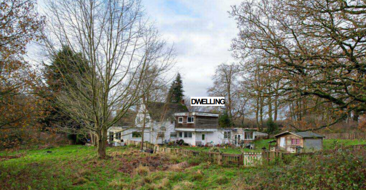 The existing house on Crackley Lane image via planning application)