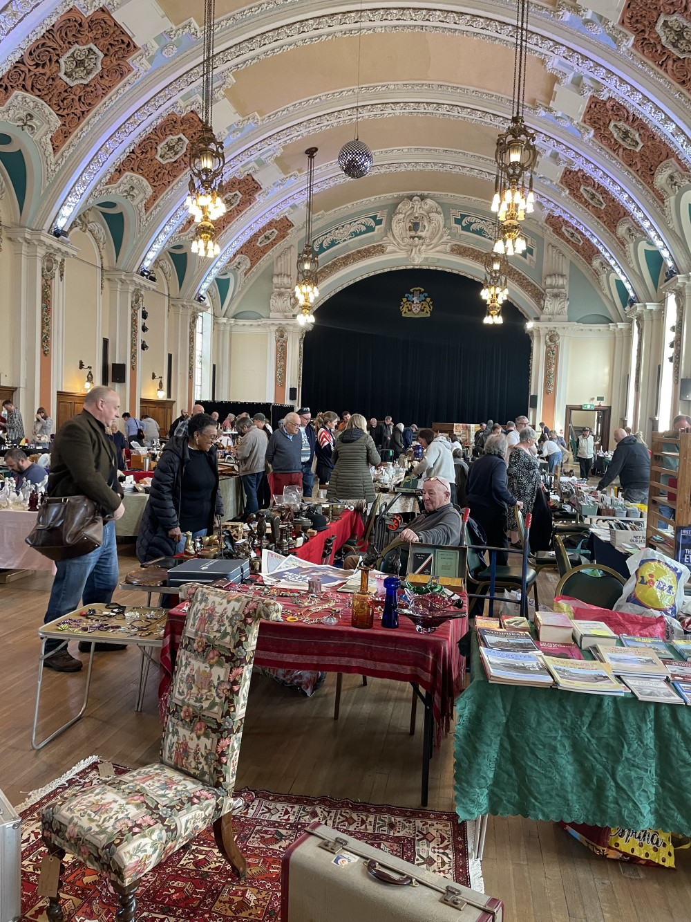 Stockport Town Hall Antiques & Collectors Fair 