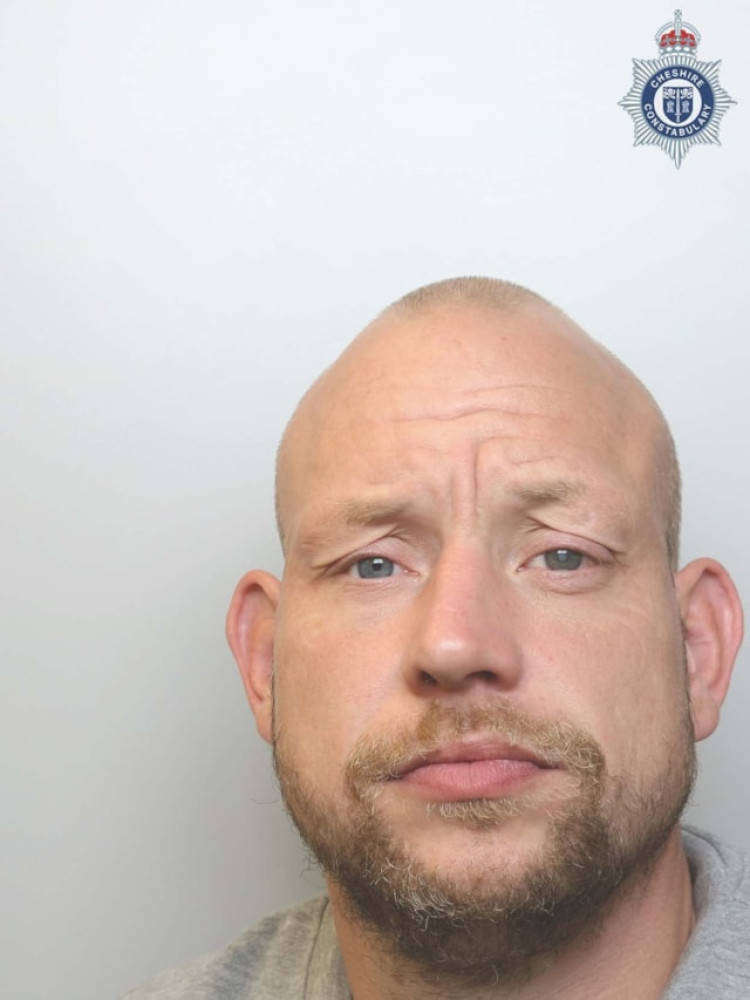 Ben Hargreaves is wanted on prison licence recall and has links to Sandbach, Crewe and Middlewich. (Photo: Cheshire Police)