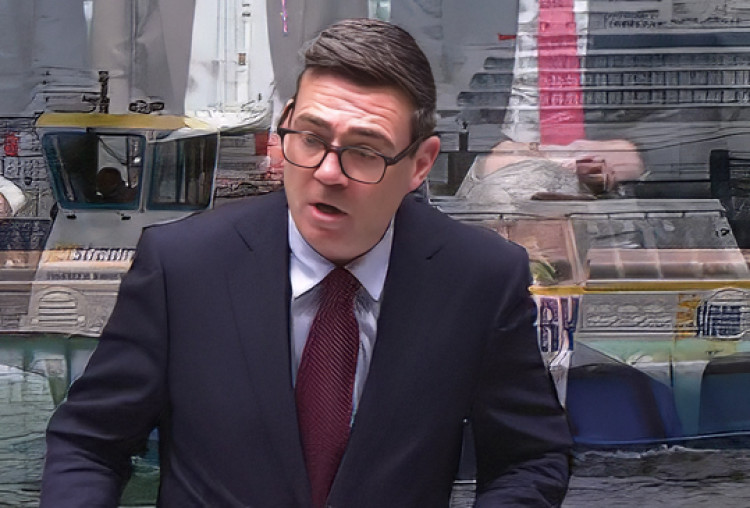 PM Andy Burnham gave his support for a return of the Tilbury-Gravesend ferry when speaking in Westminster yesterday. 