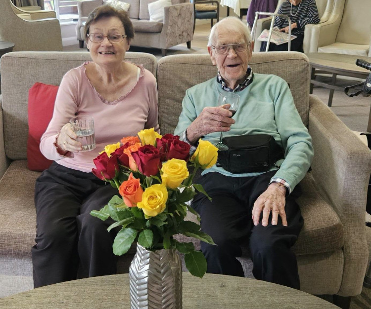 Colin and Gill, who live in Elworth Grange Care Home, have celebrated 71 years of wedded bliss. (Photo: Elworth Grange Care Home)  