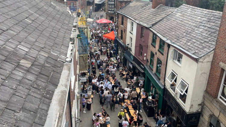 The Move a Mile festival - taking place on Sunday 27 October - will involve a mile-long trail of musicians, performers and artists (Image - Nub News)