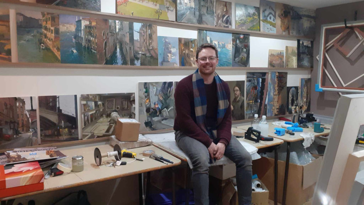 Celebrated local artist, Rob Pointon, has an outdoor exhibition of his work in Springfields, Manchester. (Photo: Nub News)  
