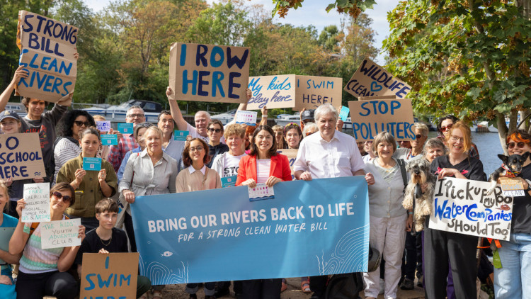 Earthwatch's biggest ever WaterBlitz commenced in the Thames at Kingston today (credit: Associated Press).