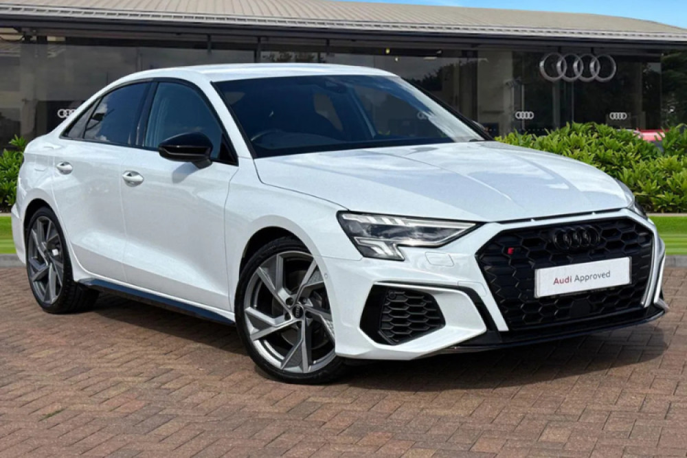 Choosing a premium car doesn't necessarily mean buying brand new (image via Swansway)