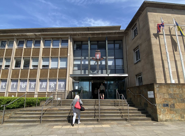 Rivals unite at Warwickshire County Council to back 'Debate not Hate', aiming to curb abuse and promote civility in debates (image via Nub News)