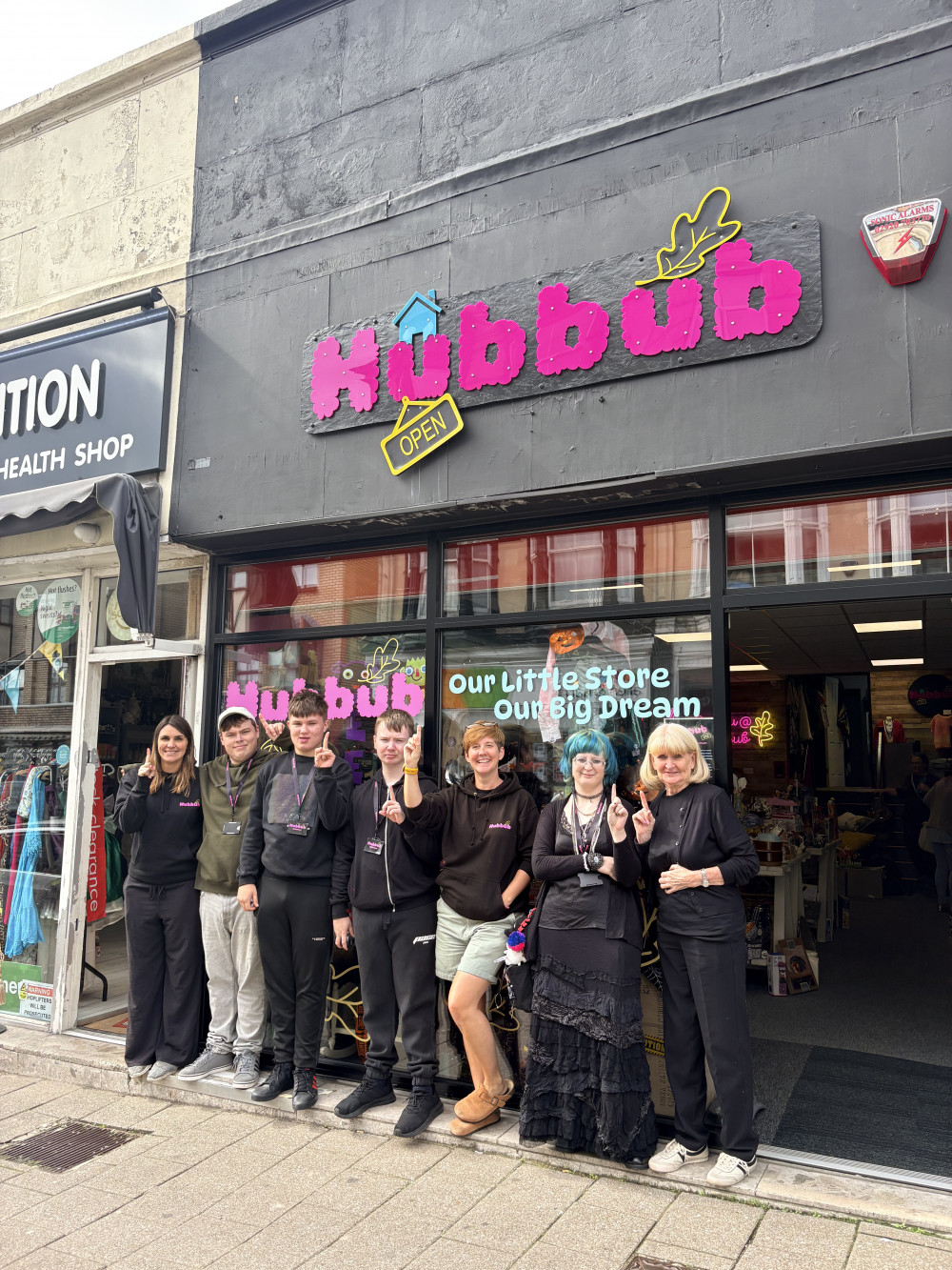 Hubbub turns one