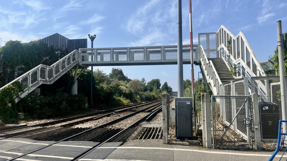 Should Manor Road, Richmond become a CPZ? (credit: Nub News).