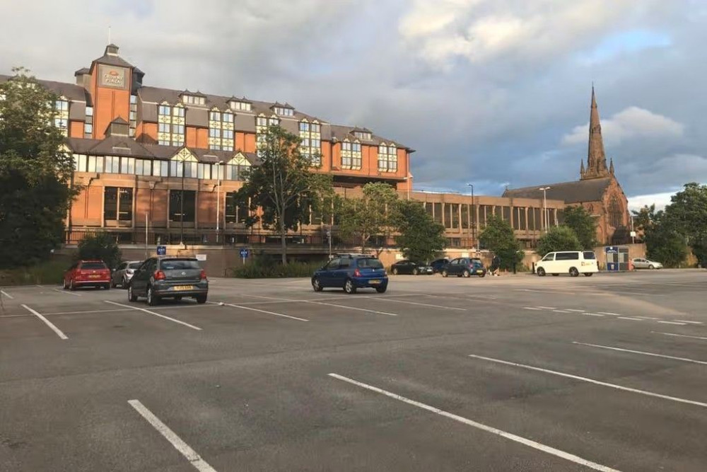 The six-storey scheme would replace the existing planning consent for student accommodation (Image: Chester Race Company)