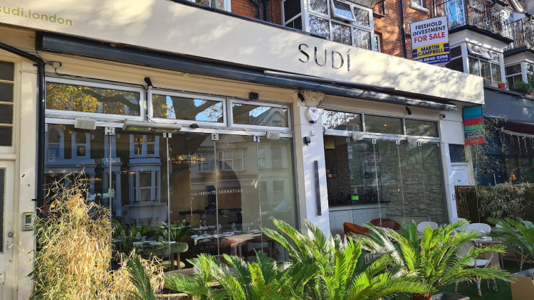 Are you a private investor? The freehold at 106 Kew Road, Richmond is available today! (credit: Martin Campbell).